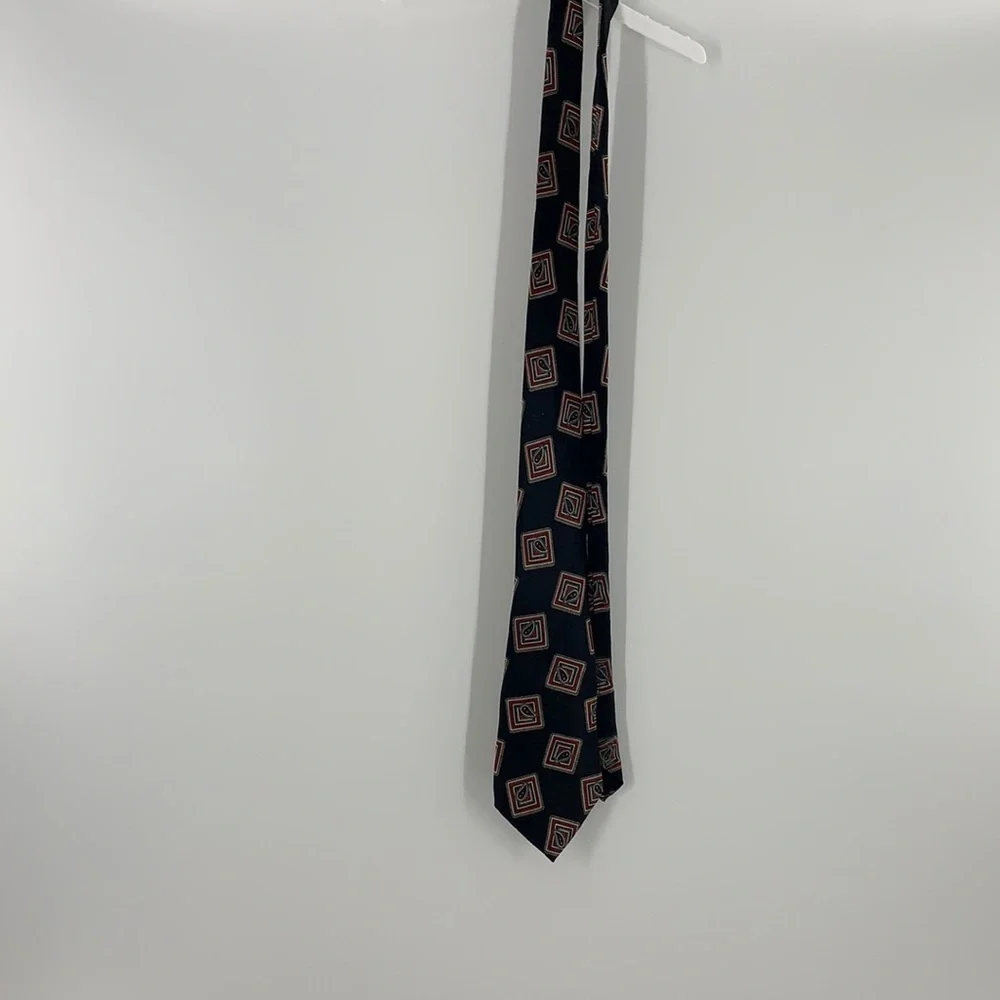 2 Oscar de la Renta ties